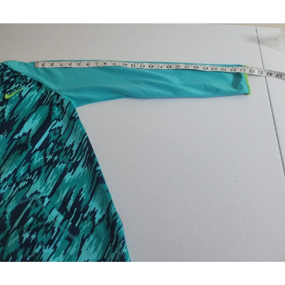 Nike Teal Dri-Fit Camo Performance Pullover Hoodie Sweatshirt Girl's Size‎ XL